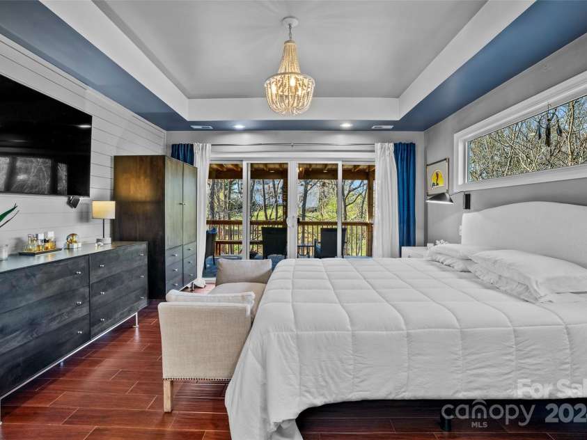 13 Roberts Street, Weaverville, NC 28787.  MLS# CAR4202654, YatesRealty ID 3420. Primary Suite