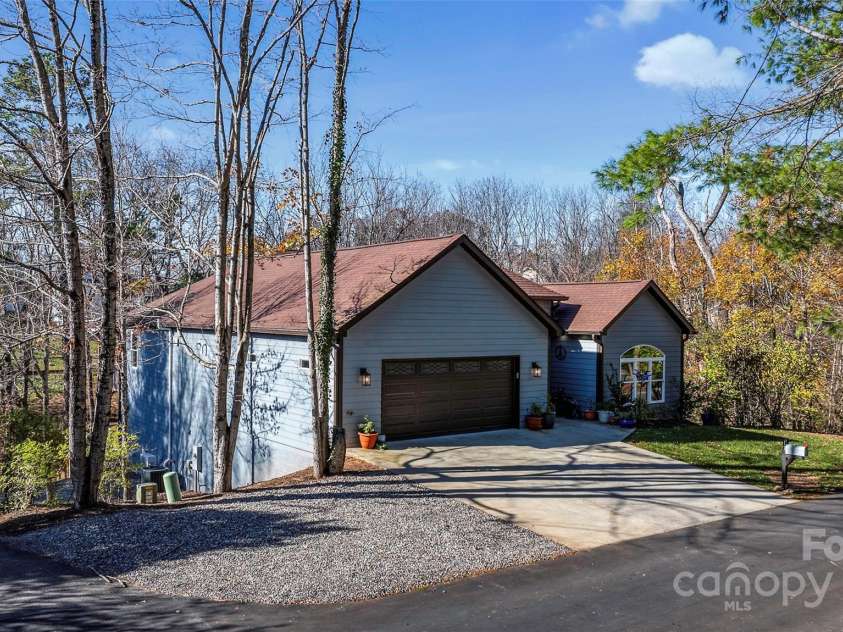 13 Roberts Street, Weaverville, NC 28787.  MLS# CAR4202654, YatesRealty ID 3420. Welcome Home