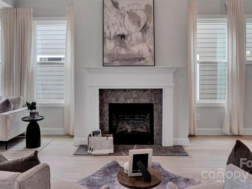 4424 Moxie Way, Charlotte, NC 28215.  MLS# CAR4301457, YatesRealty ID 3420. Great Room 