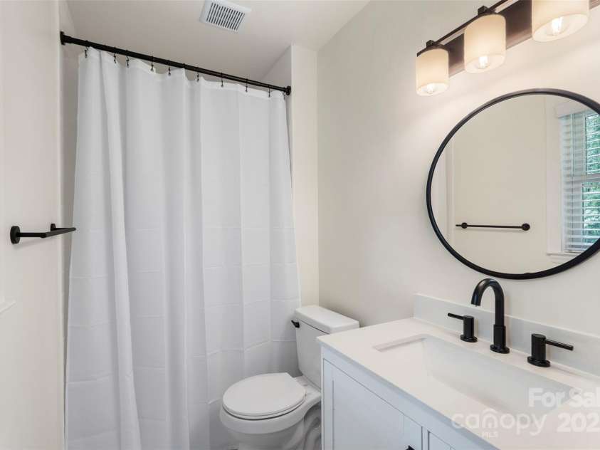 7431 Idlewild Road, Charlotte, NC 28212.  MLS# CAR4288422, YatesRealty ID 34201. 