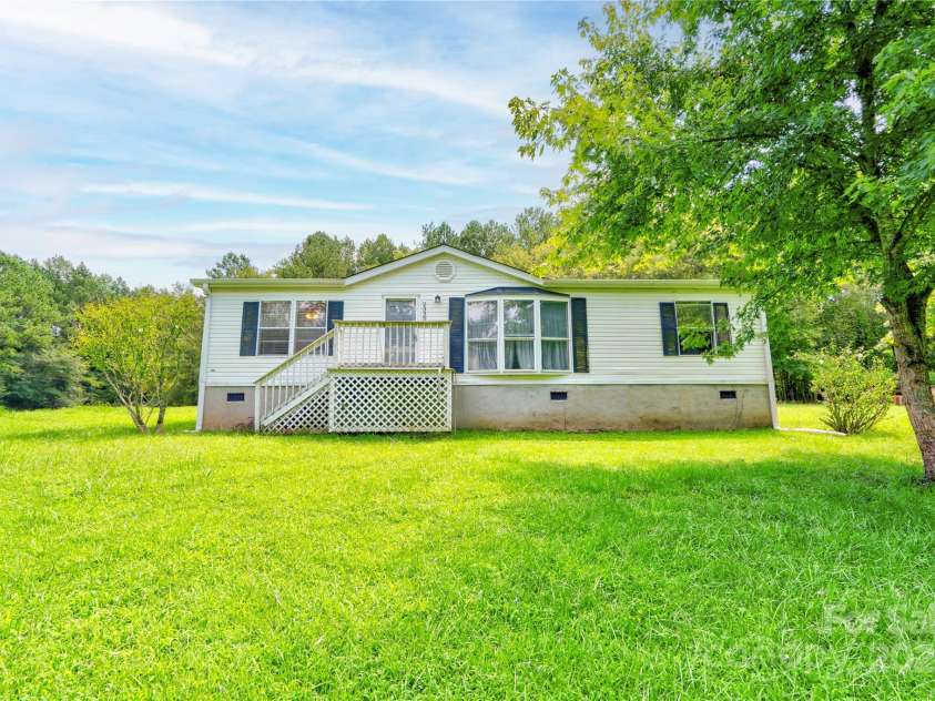 2338 Whelchel Road, Mooresboro, NC 28114.  MLS# CAR4219380, YatesRealty ID 34202. Front