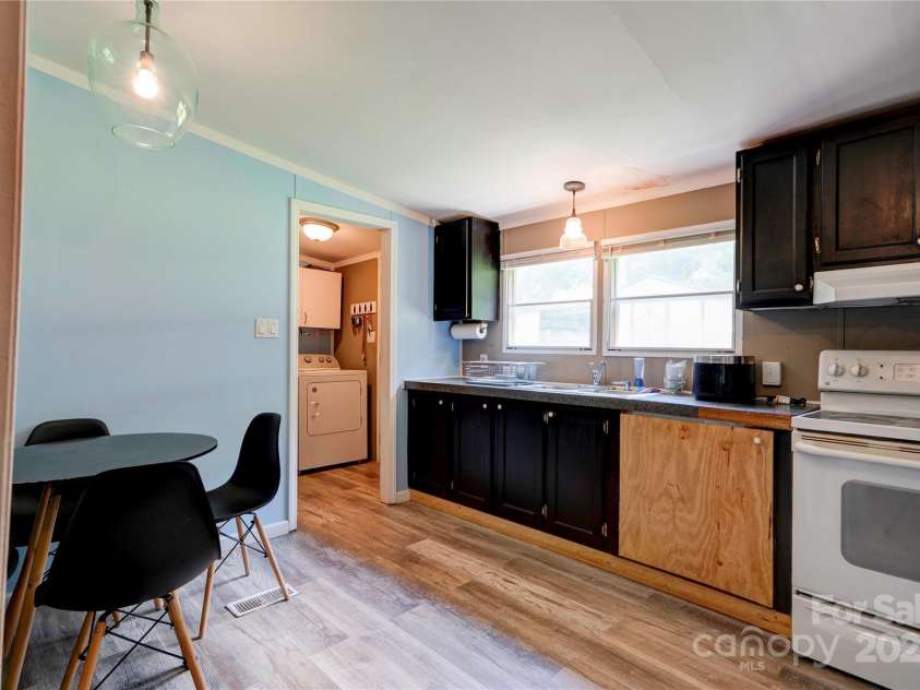 2338 Whelchel Road, Mooresboro, NC 28114.  MLS# CAR4219380, YatesRealty ID 34202. Kitchen