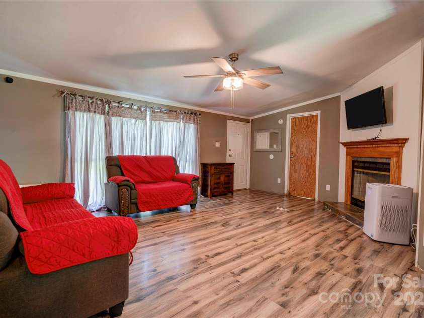 2338 Whelchel Road, Mooresboro, NC 28114.  MLS# CAR4219380, YatesRealty ID 34202. Living Room