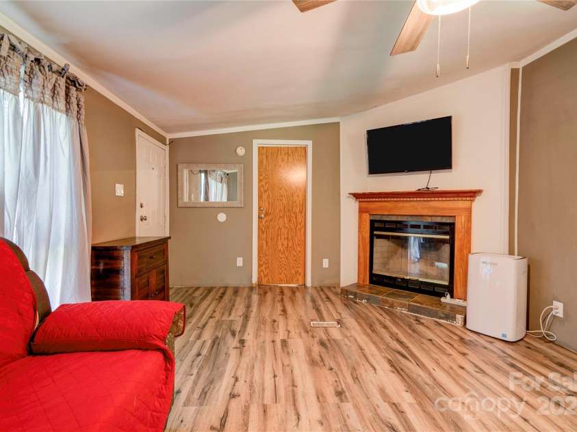 2338 Whelchel Road, Mooresboro, NC 28114.  MLS# CAR4219380, YatesRealty ID 34202. Living Room
