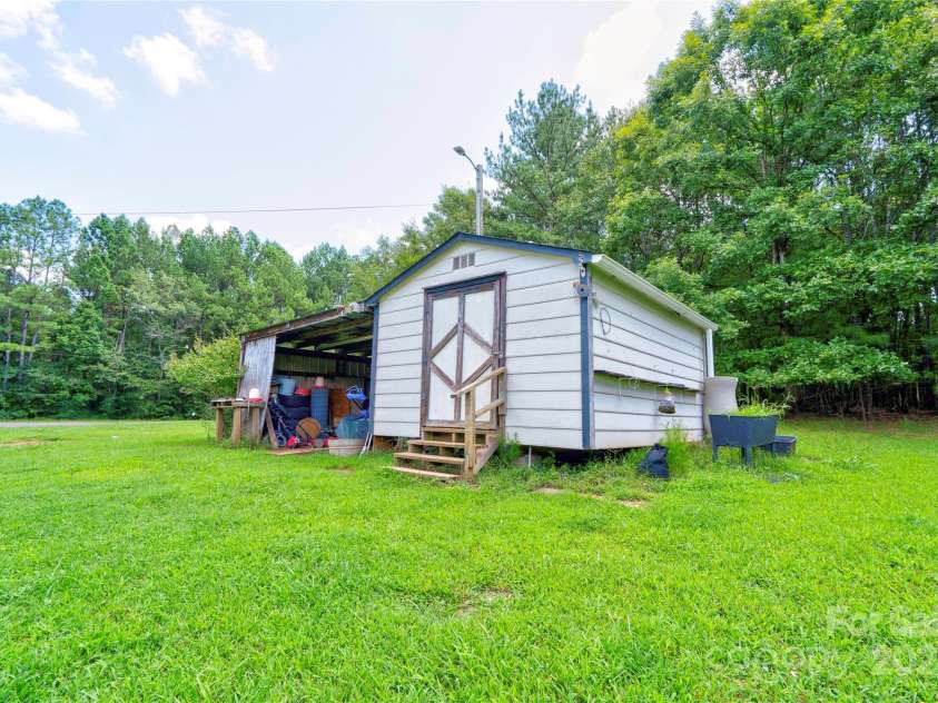 2338 Whelchel Road, Mooresboro, NC 28114.  MLS# CAR4219380, YatesRealty ID 34202. Storage Building
