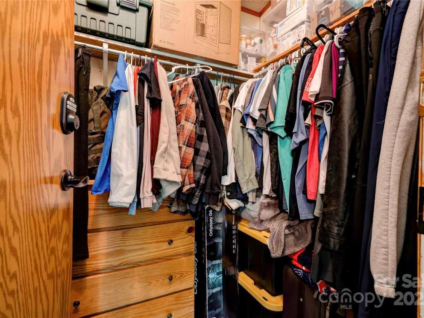 2338 Whelchel Road, Mooresboro, NC 28114.  MLS# CAR4219380, YatesRealty ID 34202. Walk-In Closet
