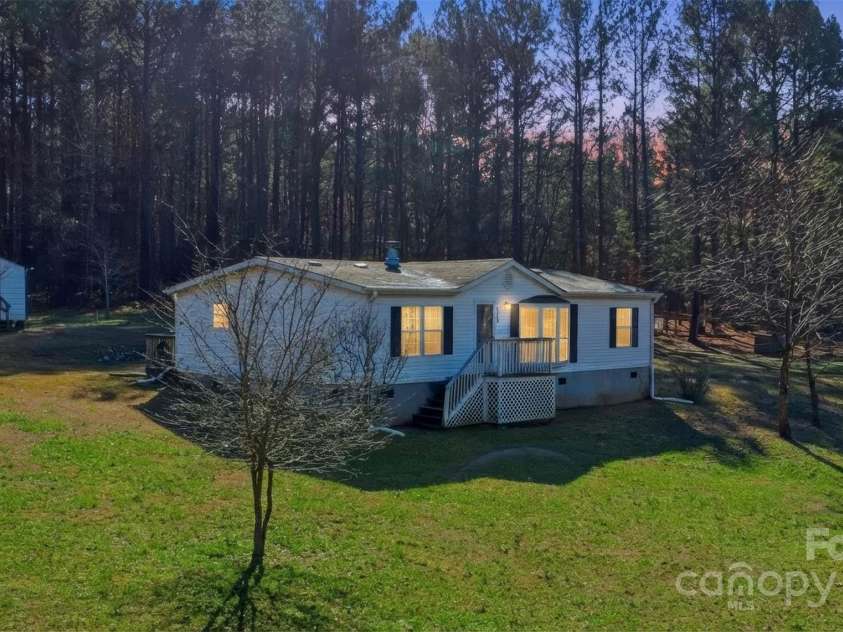 2338 Whelchel Road, Mooresboro, NC 28114.  MLS# CAR4334310, YatesRealty ID 34202. 