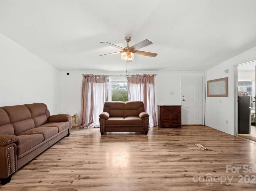 2338 Whelchel Road, Mooresboro, NC 28114.  MLS# CAR4334310, YatesRealty ID 34202. 