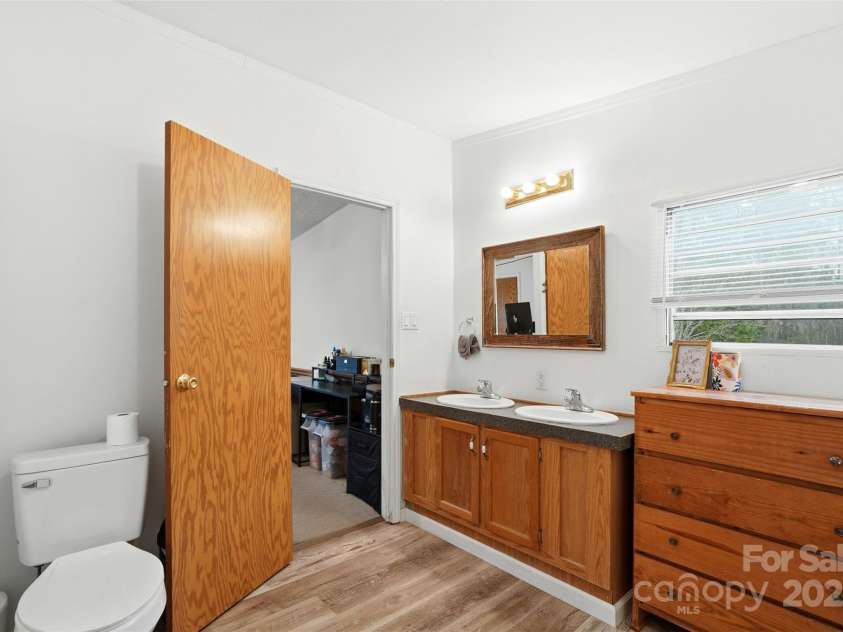 2338 Whelchel Road, Mooresboro, NC 28114.  MLS# CAR4334310, YatesRealty ID 34202. 