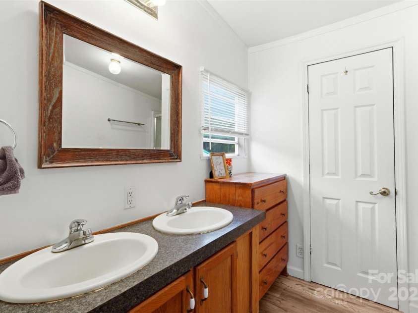 2338 Whelchel Road, Mooresboro, NC 28114.  MLS# CAR4334310, YatesRealty ID 34202. 