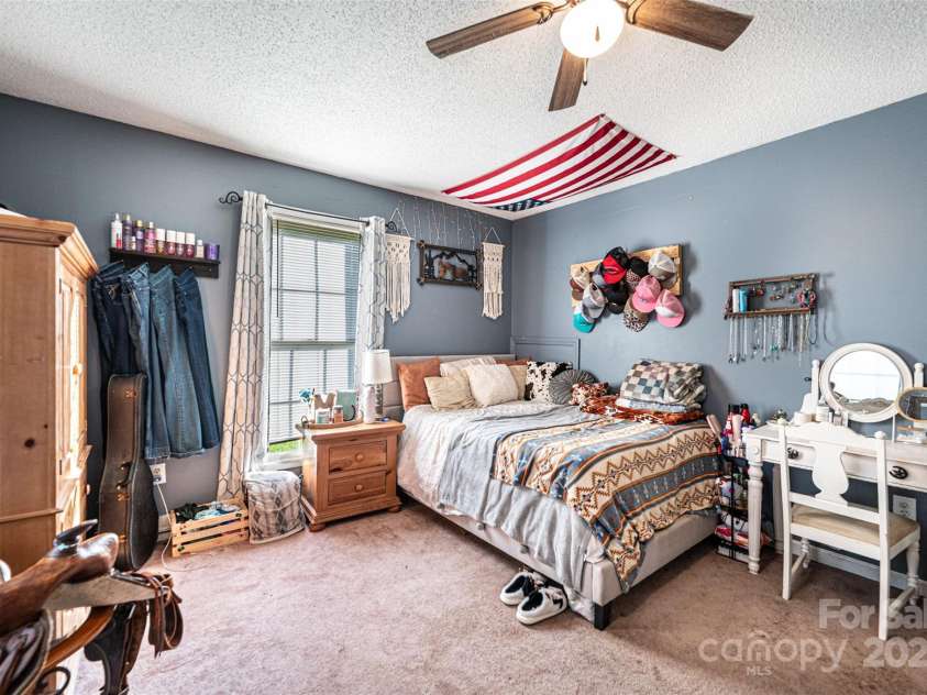 1161 Teaberry Lane, Lenoir, NC 28645.  MLS# CAR4292111, YatesRealty ID 34203. 