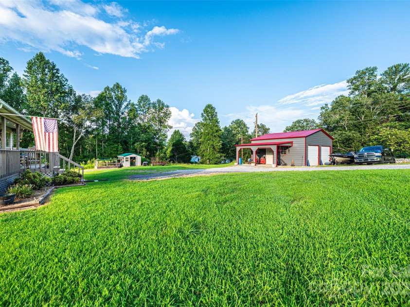 1161 Teaberry Lane, Lenoir, NC 28645.  MLS# CAR4292111, YatesRealty ID 34203. 