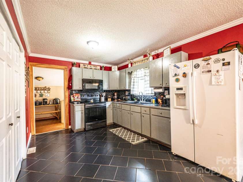 1161 Teaberry Lane, Lenoir, NC 28645.  MLS# CAR4292111, YatesRealty ID 34203. 