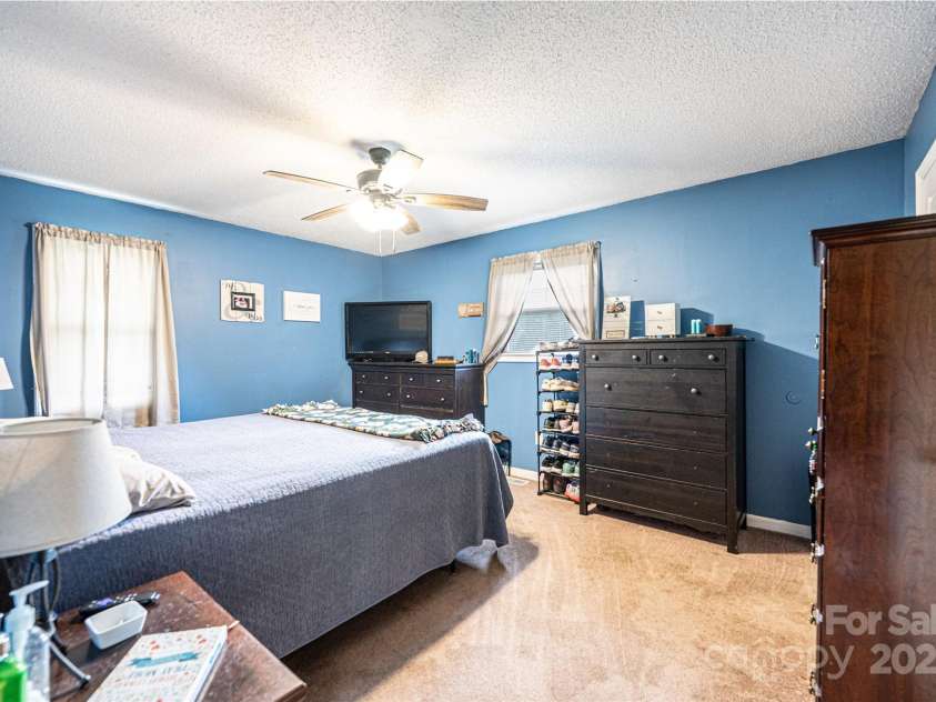 1161 Teaberry Lane, Lenoir, NC 28645.  MLS# CAR4292111, YatesRealty ID 34203. 