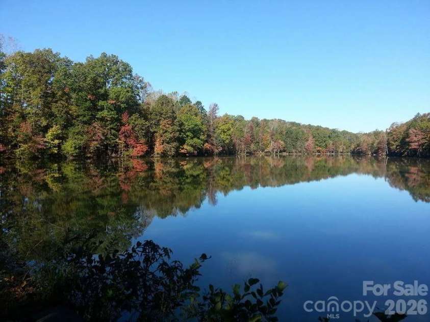 1733 Tranquility Boulevard, Lancaster, SC 29720.  MLS# CAR4393535, YatesRealty ID 34204. Lake Tree Tops has Fishing Pier and Two Docks for Kayak Launch