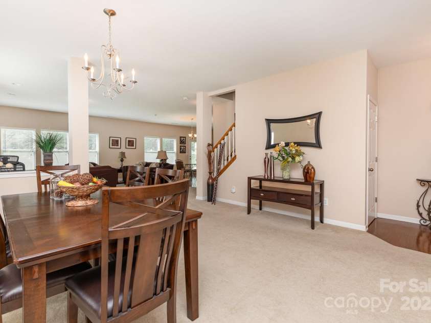 9702 Fernspray Road, Charlotte, NC 28215.  MLS# CAR4282985, YatesRealty ID 34204. 