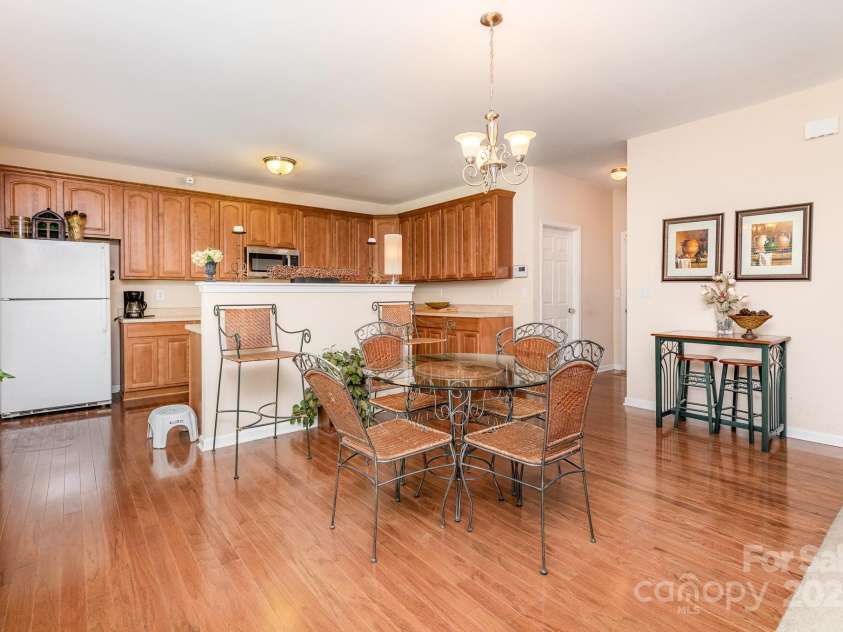 9702 Fernspray Road, Charlotte, NC 28215.  MLS# CAR4282985, YatesRealty ID 34204. 
