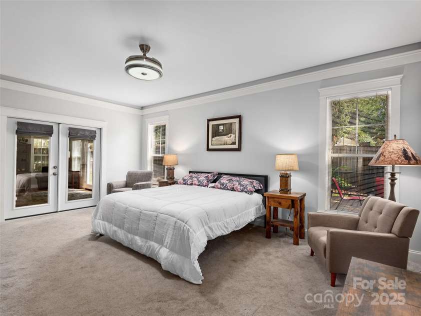 1349 Heathbrook Circle, Asheville, NC 28803.  MLS# CAR4289789, YatesRealty ID 34205. 