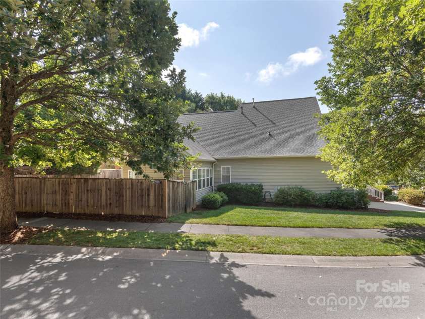 1349 Heathbrook Circle, Asheville, NC 28803.  MLS# CAR4289789, YatesRealty ID 34205. 