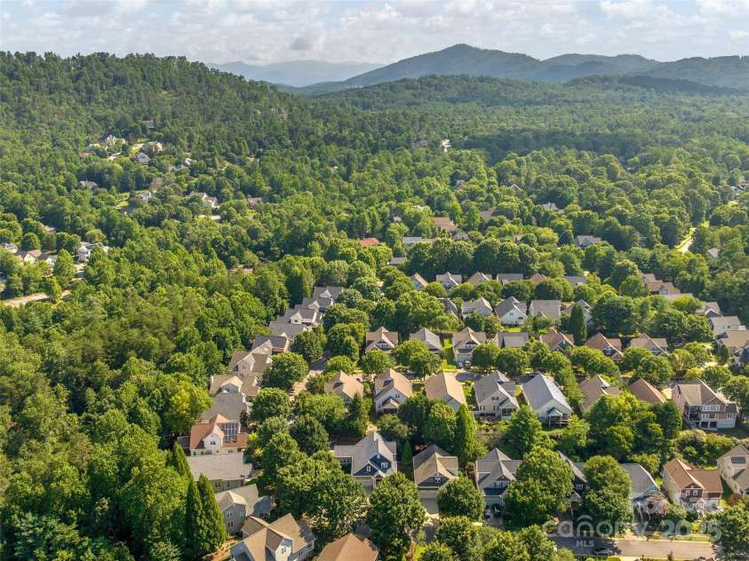 1349 Heathbrook Circle, Asheville, NC 28803.  MLS# CAR4289789, YatesRealty ID 34205. 