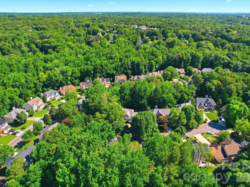 7711 Abbotsinch Court, Charlotte, NC 28269.  MLS# CAR4397485, YatesRealty ID 34205. 