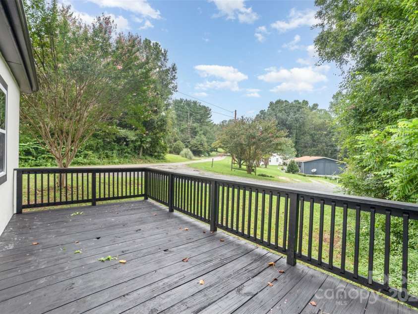 1104 Hardin Road, Dallas, NC 28034.  MLS# CAR4290720, YatesRealty ID 34206. 