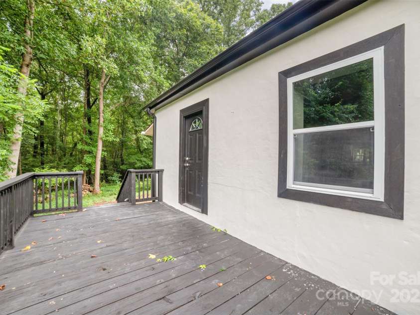 1104 Hardin Road, Dallas, NC 28034.  MLS# CAR4290720, YatesRealty ID 34206. 