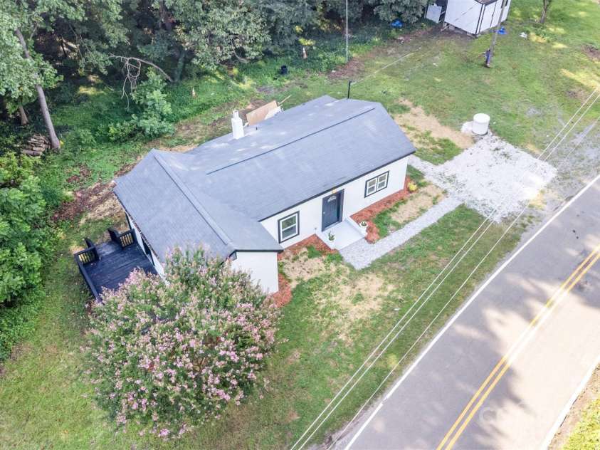 1104 Hardin Road, Dallas, NC 28034.  MLS# CAR4290720, YatesRealty ID 34206. 