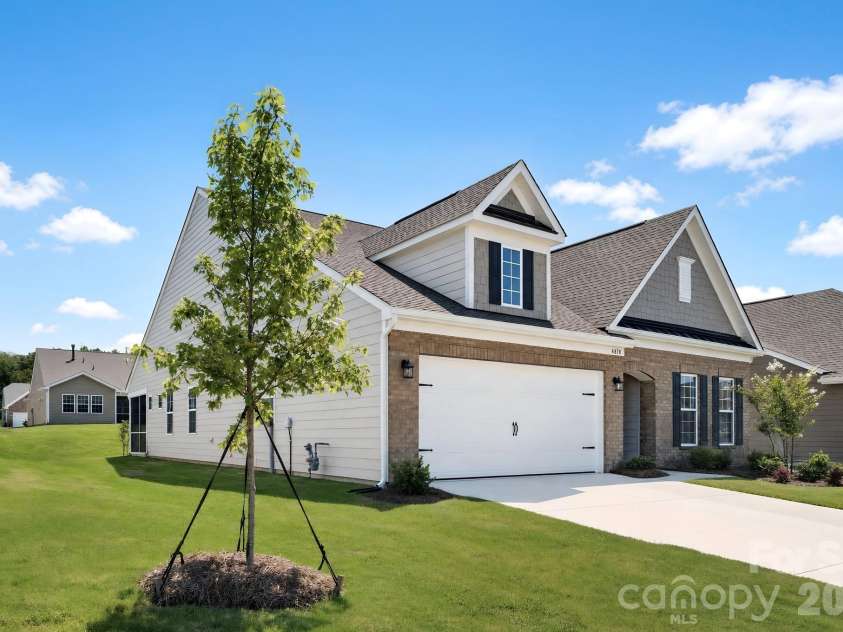 4870 Good Day Drive, Lancaster, SC 29720.  MLS# CAR4398440, YatesRealty ID 34206. 