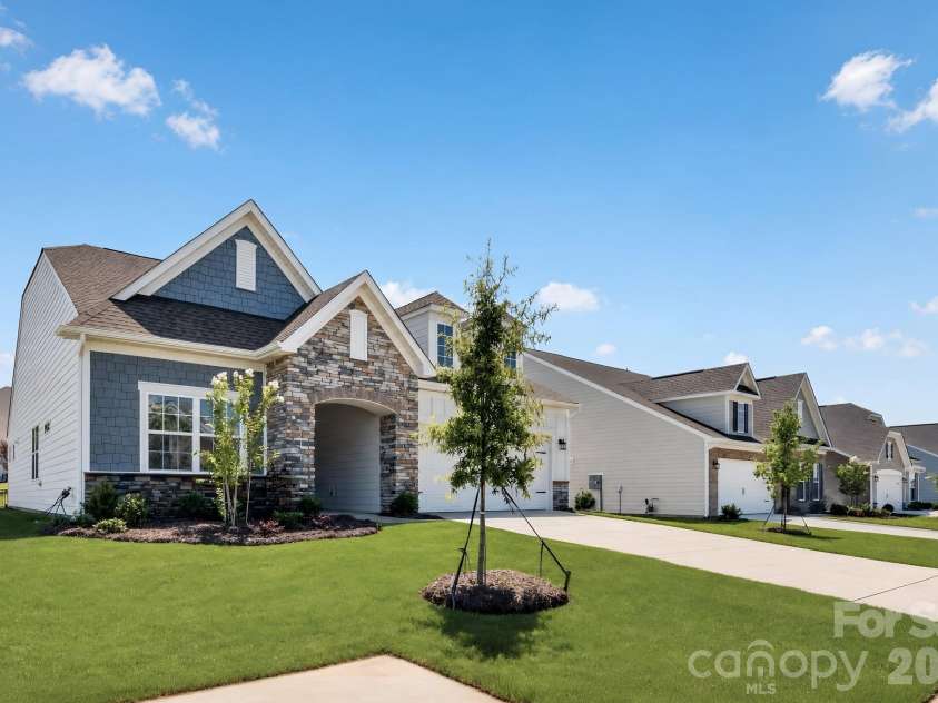 4870 Good Day Drive, Lancaster, SC 29720.  MLS# CAR4398440, YatesRealty ID 34206. 