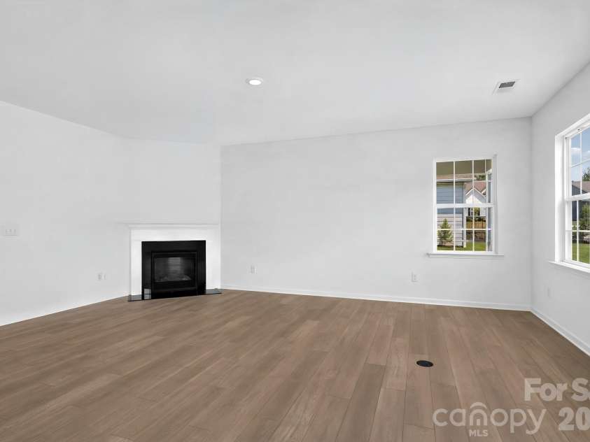 4870 Good Day Drive, Lancaster, SC 29720.  MLS# CAR4398440, YatesRealty ID 34206. 
