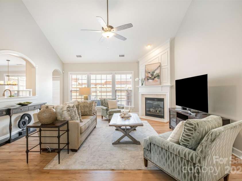 11612 Mersington Lane, Charlotte, NC 28277.  MLS# CAR4290163, YatesRealty ID 34207. 