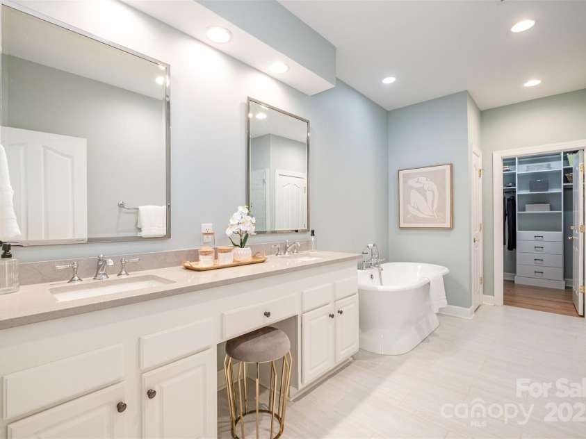 11612 Mersington Lane, Charlotte, NC 28277.  MLS# CAR4290163, YatesRealty ID 34207. 