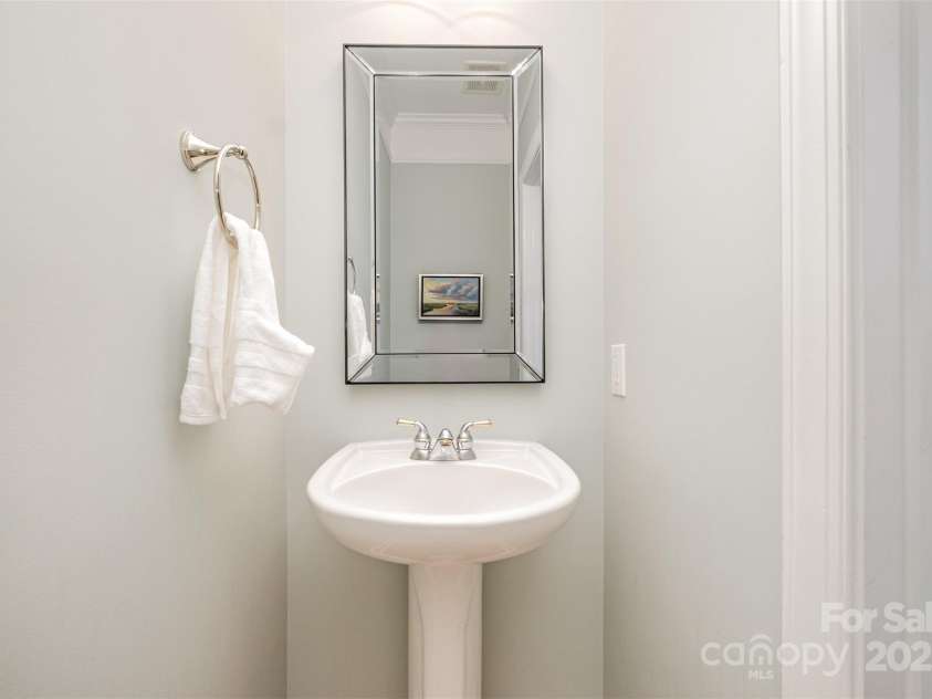 11612 Mersington Lane, Charlotte, NC 28277.  MLS# CAR4290163, YatesRealty ID 34207. 