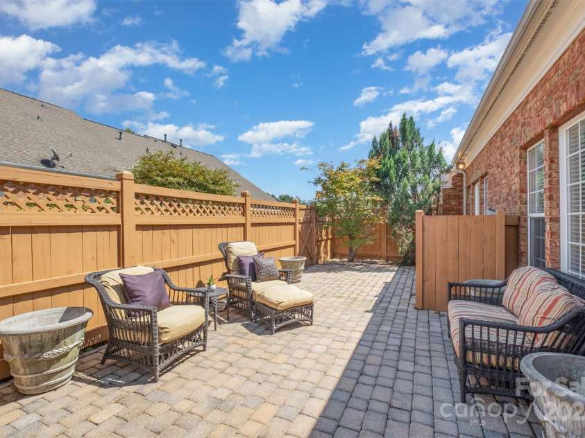 11612 Mersington Lane, Charlotte, NC 28277.  MLS# CAR4290163, YatesRealty ID 34207. 