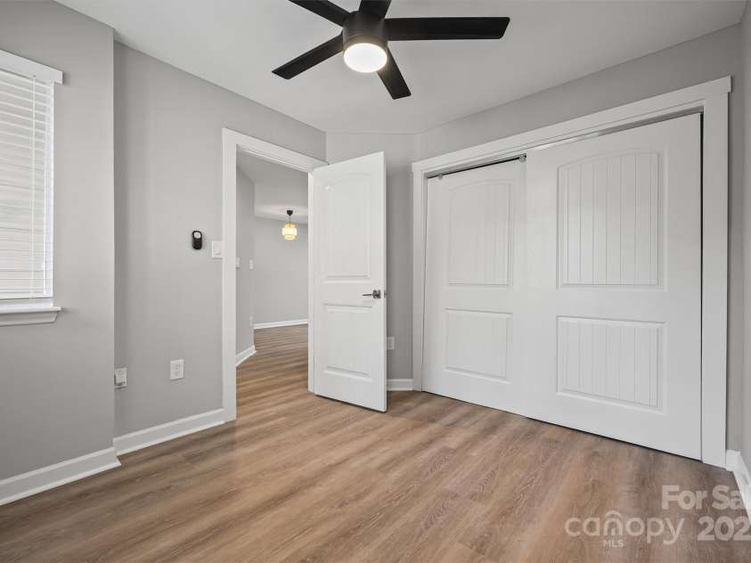 2545 Stockbridge Drive, Charlotte, NC 28210.  MLS# CAR4321941, YatesRealty ID 34208. 