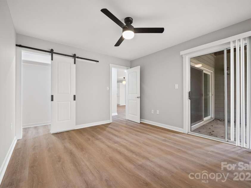 2545 Stockbridge Drive, Charlotte, NC 28210.  MLS# CAR4321941, YatesRealty ID 34208. 