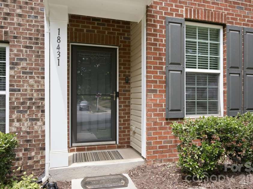 18431 The Commons Boulevard, Cornelius, NC 28031.  MLS# CAR4398969, YatesRealty ID 34209. 