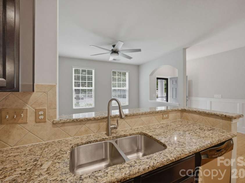 18431 The Commons Boulevard, Cornelius, NC 28031.  MLS# CAR4398969, YatesRealty ID 34209. 