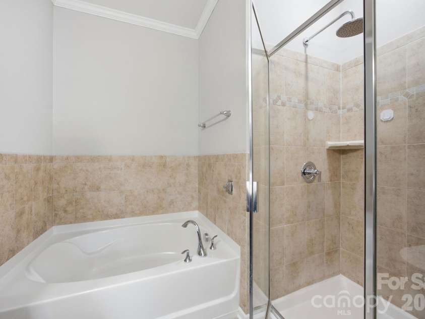 18431 The Commons Boulevard, Cornelius, NC 28031.  MLS# CAR4398969, YatesRealty ID 34209. 