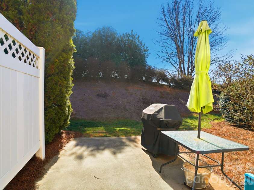 306 Rose Garden Court, Rock Hill, SC 29732.  MLS# CAR4349468, YatesRealty ID 3421. 