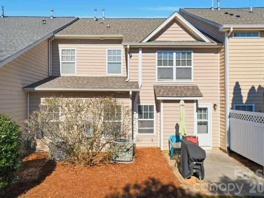 306 Rose Garden Court, Rock Hill, SC 29732.  MLS# CAR4349468, YatesRealty ID 3421. 