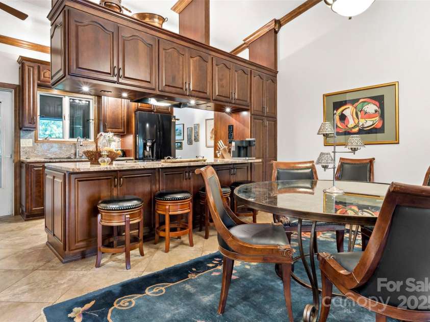 353 Fairway Lane, Spruce Pine, NC 28777.  MLS# CAR4216931, YatesRealty ID 3421. 