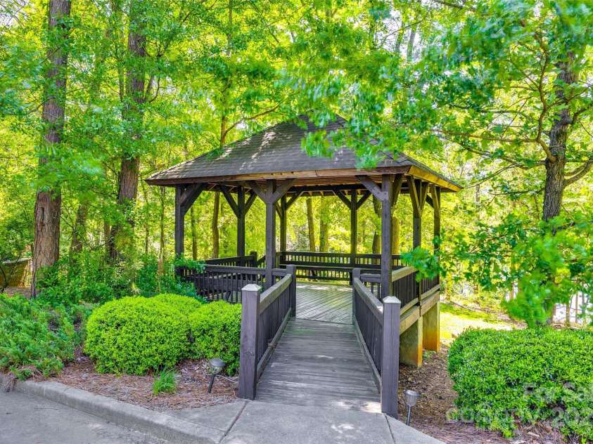 288 Ridge Reserve Drive, Lake Wylie, SC 29710.  MLS# CAR4249323, YatesRealty ID 34210. Sitting pavilion near neighborhood kayak launch and lake access