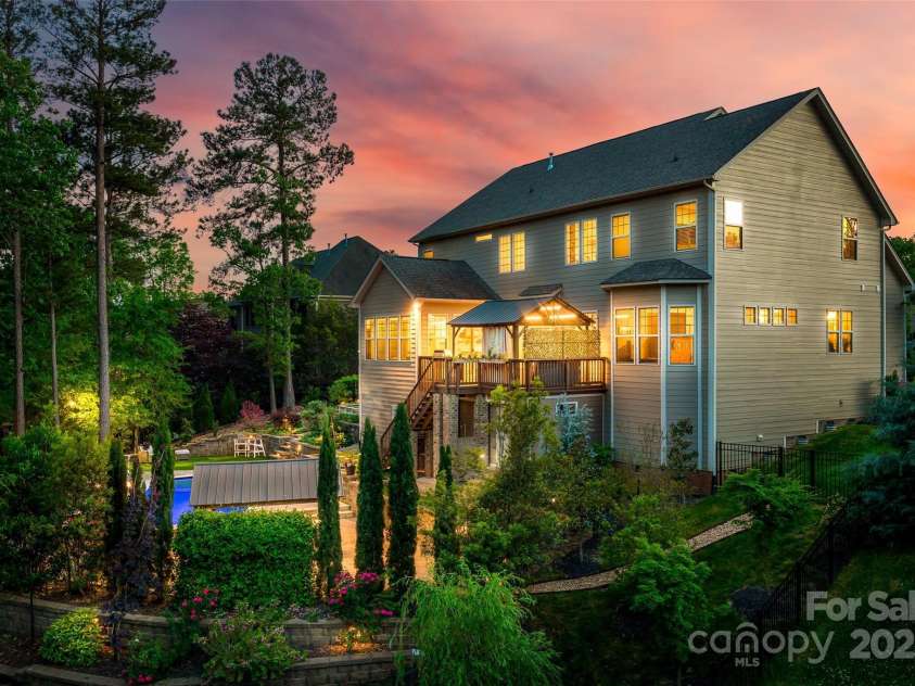 288 Ridge Reserve Drive, Lake Wylie, SC 29710.  MLS# CAR4249323, YatesRealty ID 34210. WOW! Sunset, luxury, and your own private paradise—this backyard stuns!