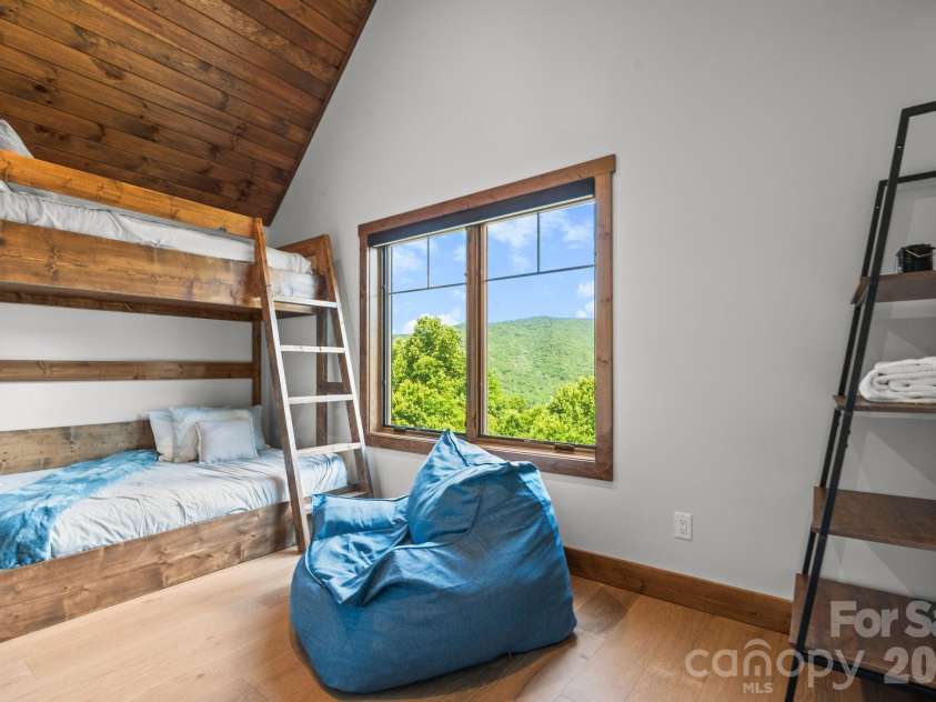 1030 High Valley Overlook, Banner Elk, NC 28604.  MLS# CAR4398506, YatesRealty ID 34211. 
