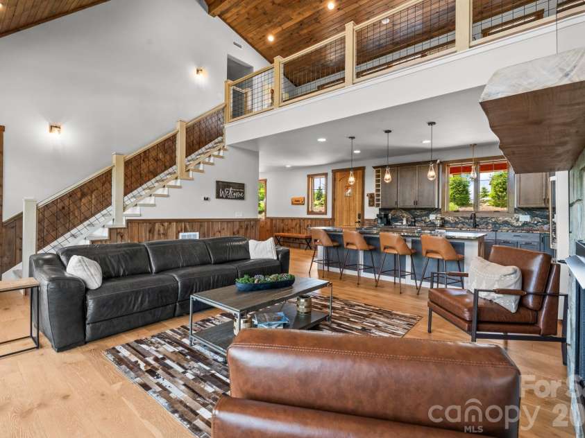 1030 High Valley Overlook, Banner Elk, NC 28604.  MLS# CAR4398506, YatesRealty ID 34211. 