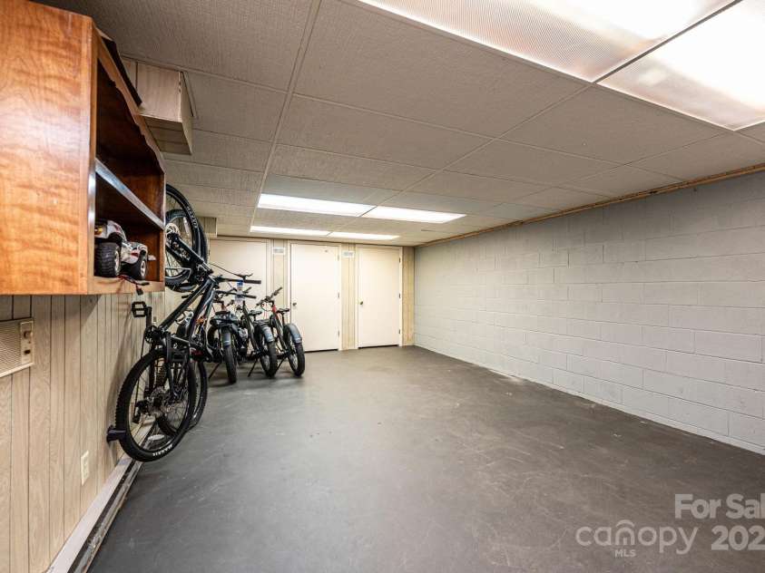 221 Roberts Lane, Lenoir, NC 28645.  MLS# CAR4288477, YatesRealty ID 34213. 