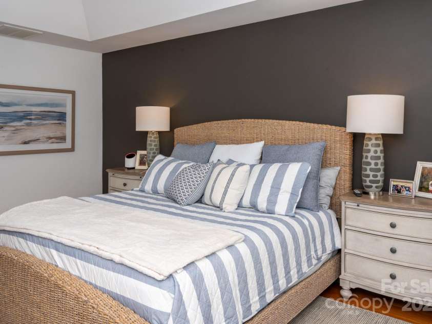 195 Cove Creek Loop, Mooresville, NC 28117.  MLS# CAR4287819, YatesRealty ID 34214. 