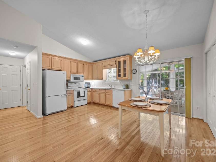 285 Holly Forest Court, Sapphire, NC 28774.  MLS# CAR4293424, YatesRealty ID 34215. 